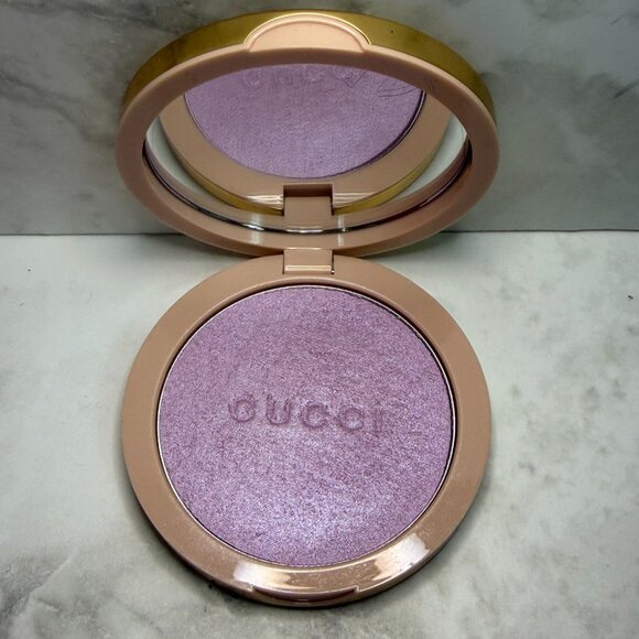 GUCCI GLOW HIGHLIGHTER FROSTED LILAC 02 - Picture 1 of 2